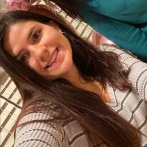 Meet your Posher, Macie